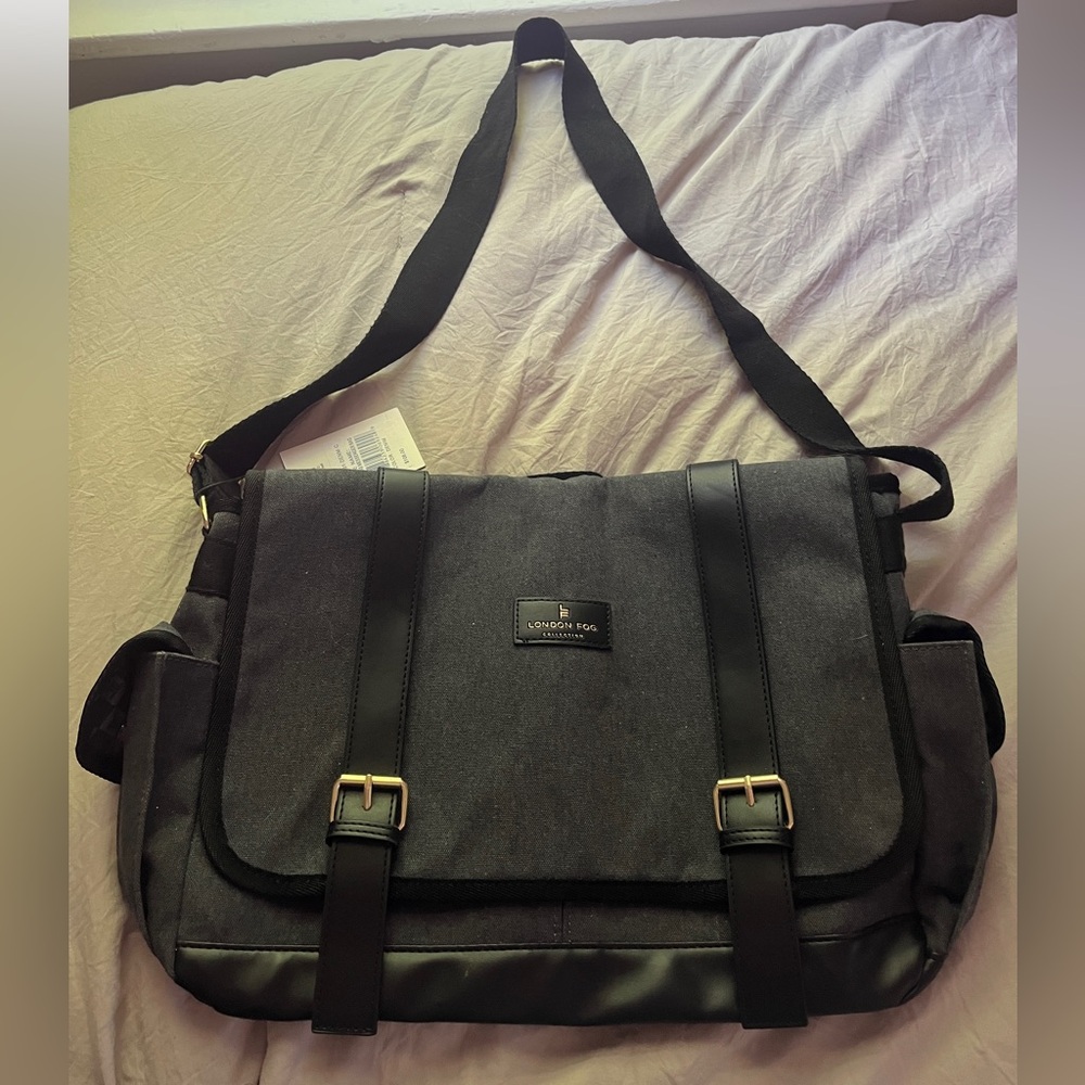 New With Tag Gray London Fog Messenger Bag